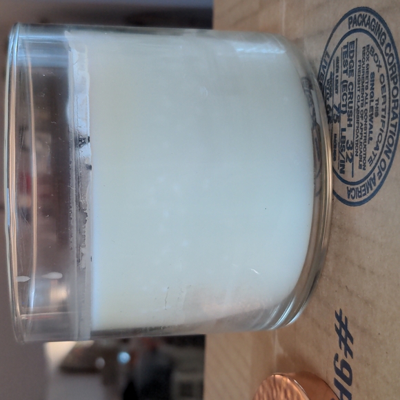 B&BW Hometown Sugar Cookie Candle - Picture 3 of 4